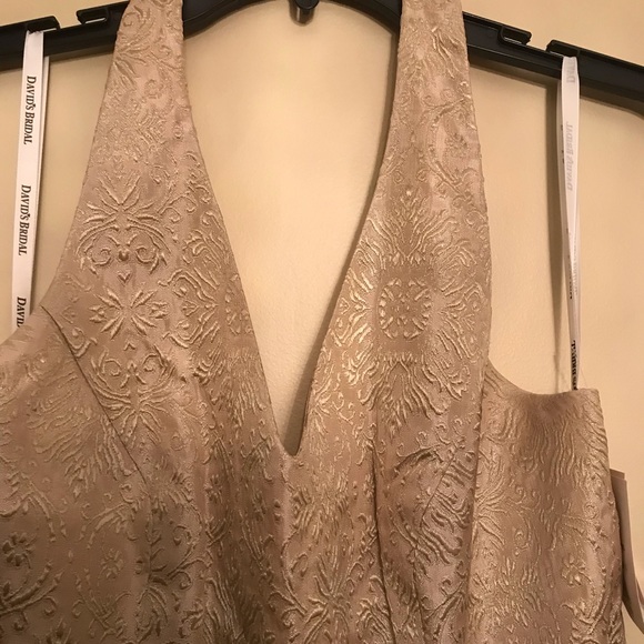 DAVID’S BRIDAL Gold Tone Halter Dress - Picture 2 of 7